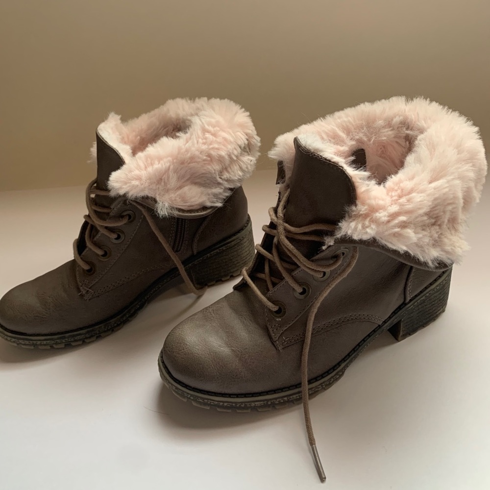 justice brown booties with pink faux fur